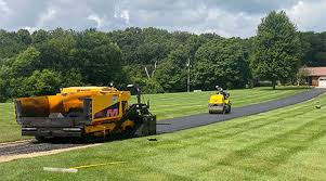 Best Recycled Asphalt Driveway Installation  in Linwood, PA